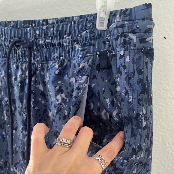 Athleta Women's Avenue Wide Leg Crop Pant size 10 - Picture 7 of 15